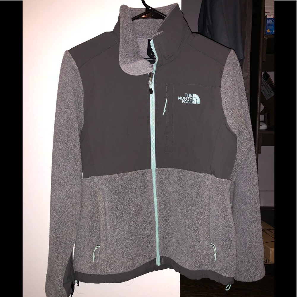NORTH FACE DENALI JACKET NEW !!